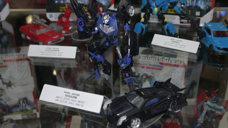Illustration for article titled Don't Like Grimlock? Here are All the Transformers Hasbro Brought to San Diego